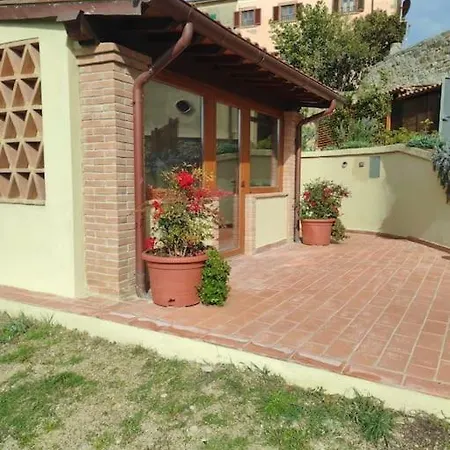 Il Giardino Fiorito Holiday home Santa Luce